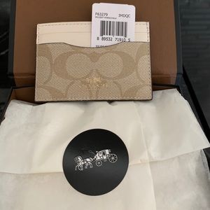 NWT Coach card holder